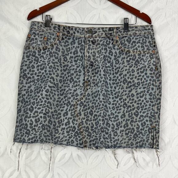 GRLFRND Blaire Mini Pencil Skirt in Wild Cat Size 32/14 NWT - Picture 3 of 16